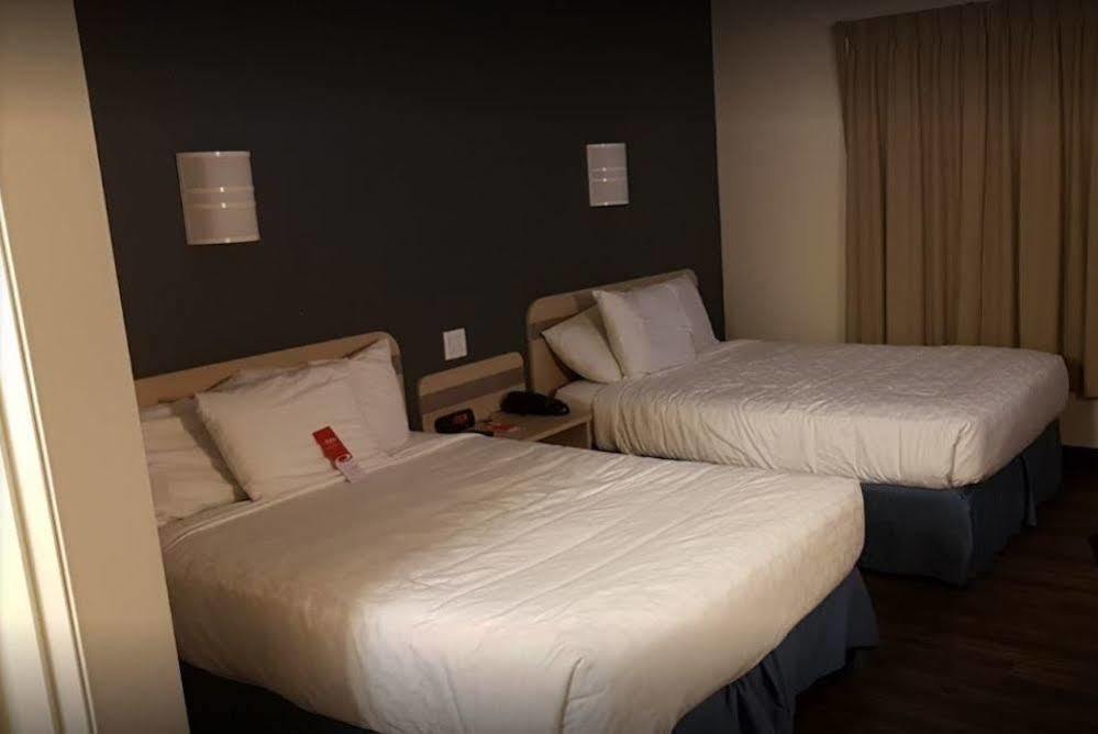 Red Lion Inn & Suites Butte Esterno foto